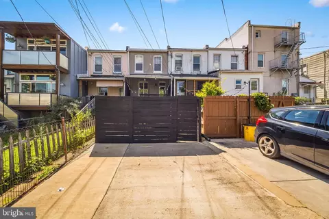 Exterior - 3625 Elm Ave, Baltimore, MD 21211 photo 6 of 6
