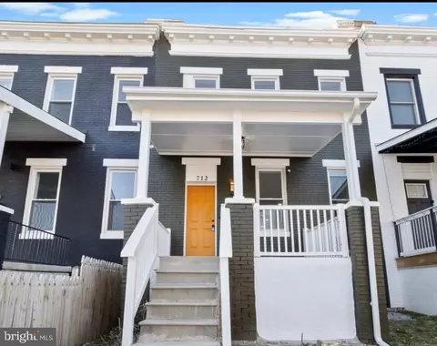 712 Linnard St, Baltimore, MD 21229