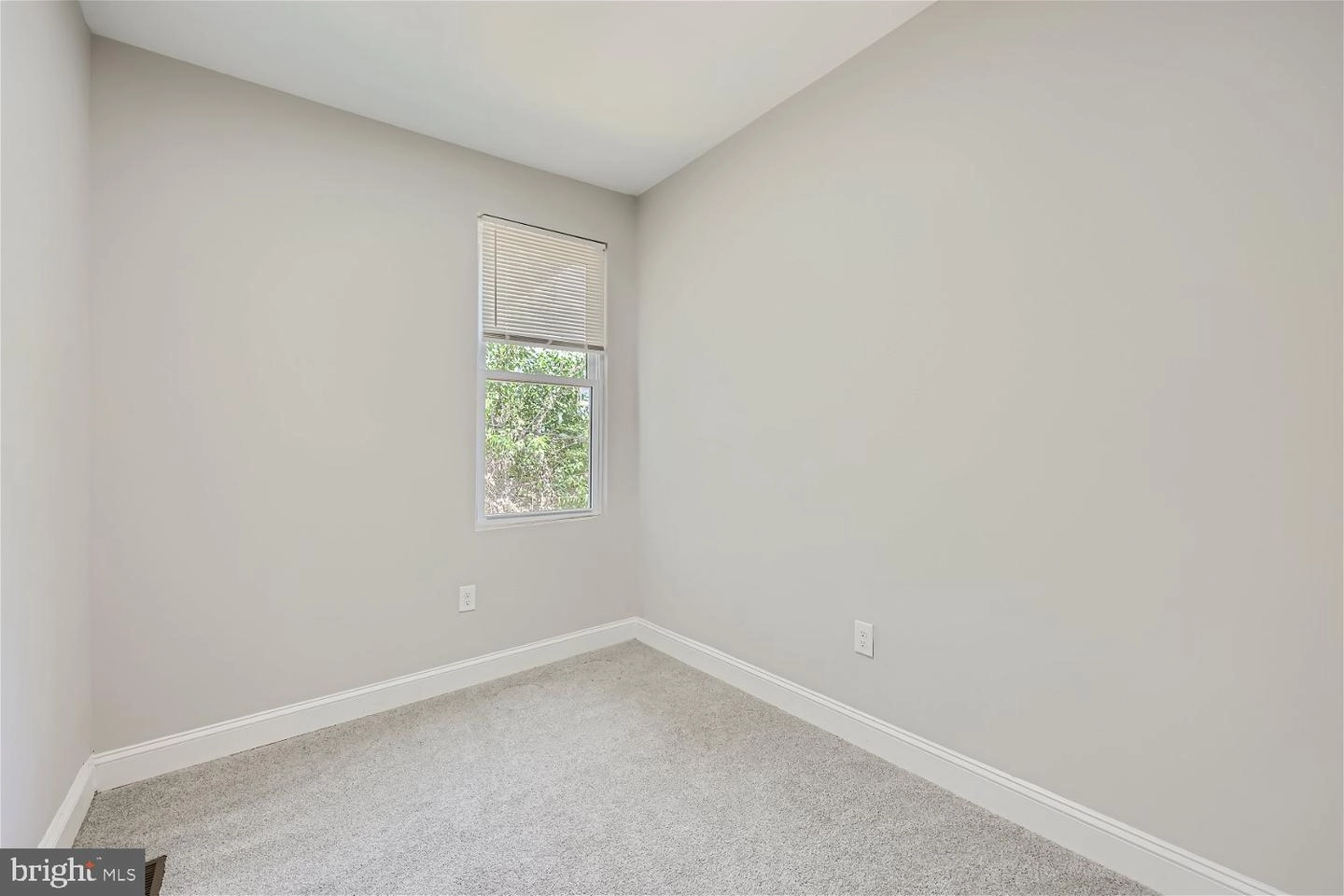704 Linnard St, Baltimore, MD 21229 photo 19