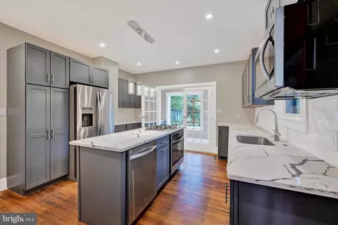Kitchen - 4706 Catalpha Rd, Baltimore, MD 21214 photo 5 of 6