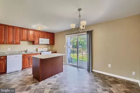 Kitchen - 4806 Melbourne Rd, Baltimore, MD 21229 photo 1 of 5
