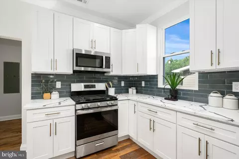 Kitchen - 4217 Powell Ave, Baltimore, MD 21206 photo 3 of 5