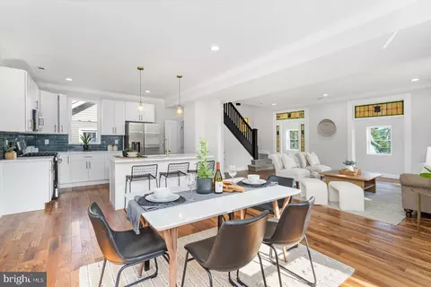 Dining - 4217 Powell Ave, Baltimore, MD 21206 photo 1 of 4