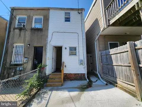 Exterior - 2510 E Fayette St, Baltimore, MD 21224 photo 3 of 5
