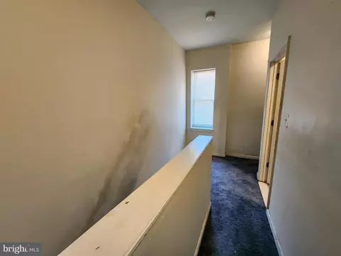 Entry Way - 2510 E Fayette St, Baltimore, MD 21224 photo 3 of 7