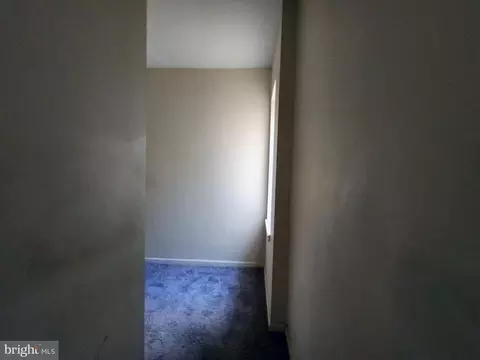 Entry Way - 2510 E Fayette St, Baltimore, MD 21224 photo 5 of 7
