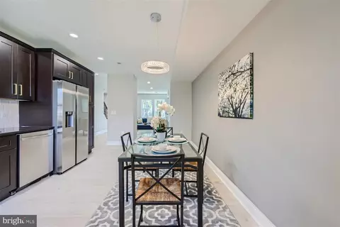 Dining - 137 Denison St, Baltimore, MD 21229 photo 1 of 1