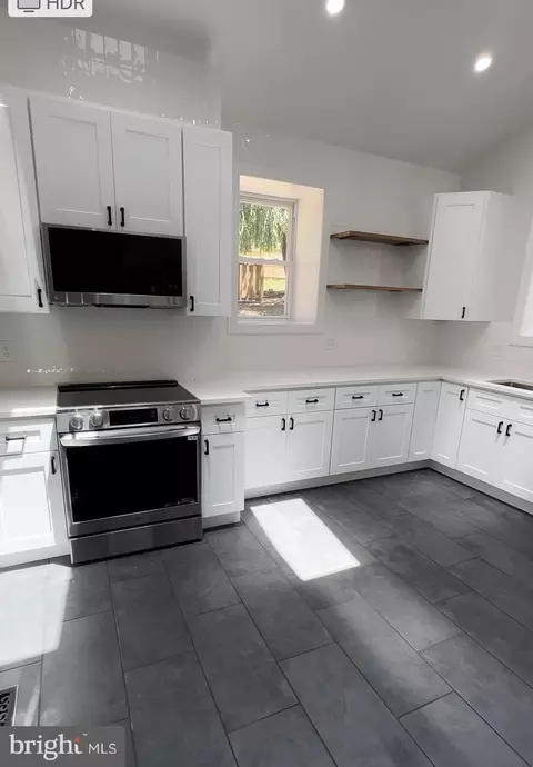 3667 Ash St, Baltimore, MD 21211 photo 3