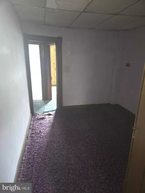 Entry Way - 1731 Cole St, Baltimore, MD 21223 photo 6 of 7