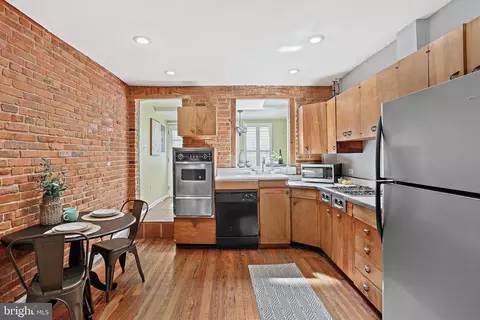 1434 Covington St, Baltimore, MD 21230 photo 8