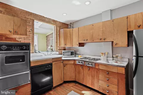 1434 Covington St, Baltimore, MD 21230 photo 9