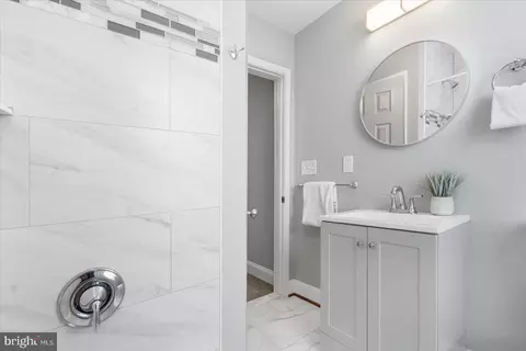 1002 Kevin Rd, Baltimore, MD 21229 photo 25
