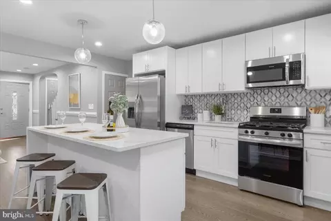 1002 Kevin Rd, Baltimore, MD 21229 photo 5