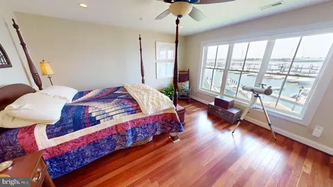 Bedroom - 1255 Dockside Cir, Baltimore, MD 21224 photo 3 of 5