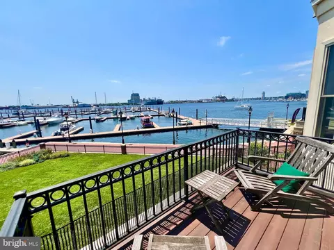 Exterior - 1255 Dockside Cir, Baltimore, MD 21224 photo 3 of 5