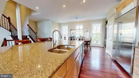 Kitchen - 1255 Dockside Cir, Baltimore, MD 21224 photo 6 of 6