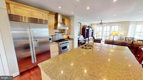 Kitchen - 1255 Dockside Cir, Baltimore, MD 21224 photo 1 of 6
