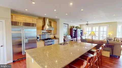 Kitchen - 1255 Dockside Cir, Baltimore, MD 21224 photo 5 of 6