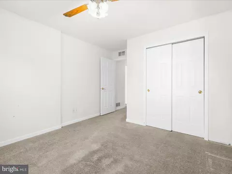 Bedroom - 4907 Grindon Ave, Baltimore, MD 21214 photo 5 of 8