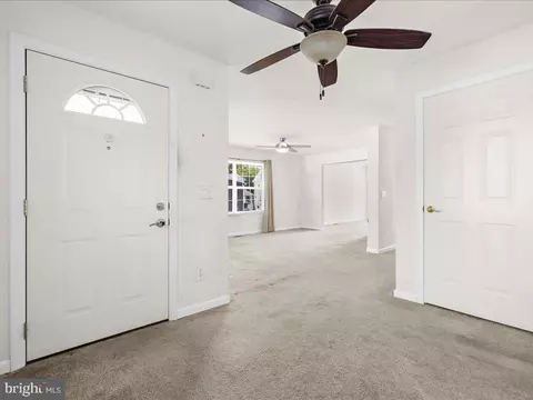 Entry Way - 4907 Grindon Ave, Baltimore, MD 21214 photo 1 of 2