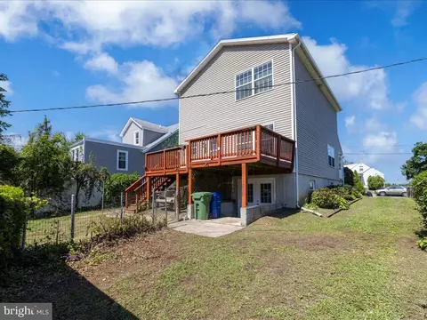Exterior - 4907 Grindon Ave, Baltimore, MD 21214 photo 6 of 8