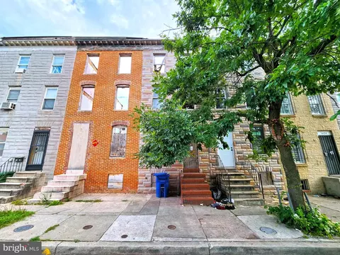 1630 Mchenry St, Baltimore, MD 21223 photo 2