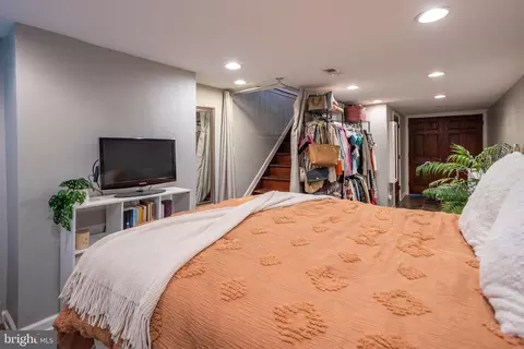 Bedroom - 1345 Jackson St, Baltimore, MD 21230 photo 6 of 10