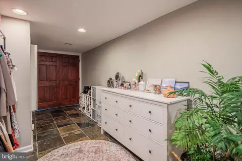 Entry Way - 1345 Jackson St, Baltimore, MD 21230 photo 5 of 6