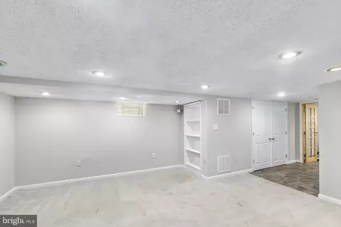 Living - 5830 Jonquil Ave, Baltimore, MD 21215 photo 6 of 6