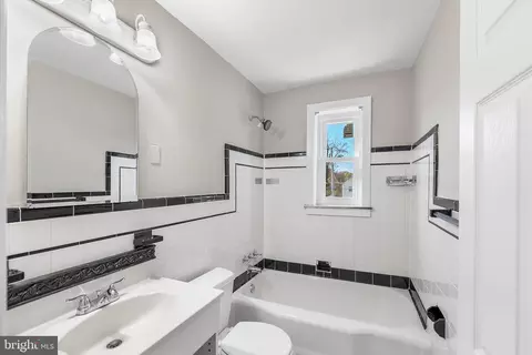 Bath - 5830 Jonquil Ave, Baltimore, MD 21215 photo 1 of 2
