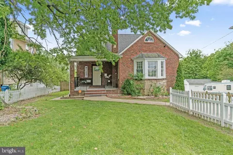 Exterior - 3203 Hamilton Ave, Baltimore, MD 21214 photo 2 of 6