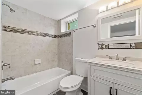 Bath - 3203 Hamilton Ave, Baltimore, MD 21214 photo 2 of 2