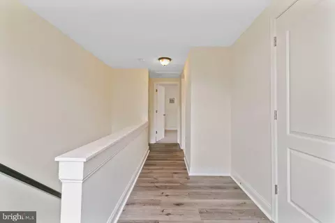 Entry Way - 3203 Hamilton Ave, Baltimore, MD 21214 photo 3 of 4