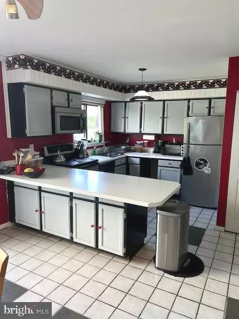 4440 Roland Spring Dr, Baltimore, MD 21210 photo 10