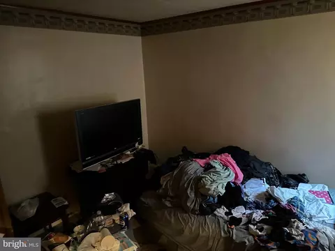 Bedroom - 2811 Brendan Ave, Baltimore, MD 21213 photo 2 of 2