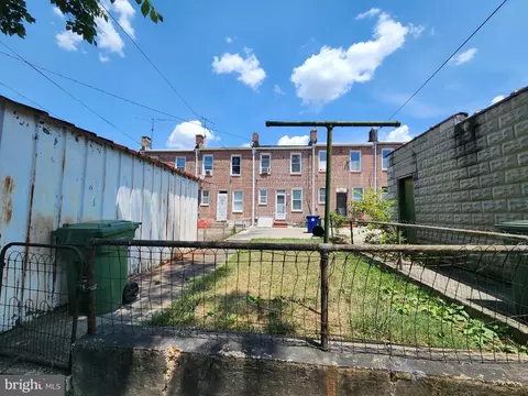Exterior - 2811 Brendan Ave, Baltimore, MD 21213 photo 4 of 6