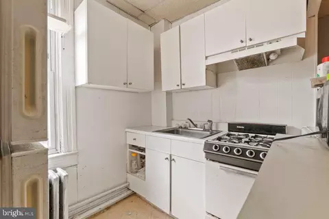 Kitchen - 1 W 27th St, Baltimore, MD 21218 photo 1 of 1