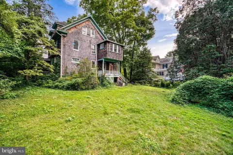 2402 Ken Oak Rd, Baltimore, MD 21209 photo 6