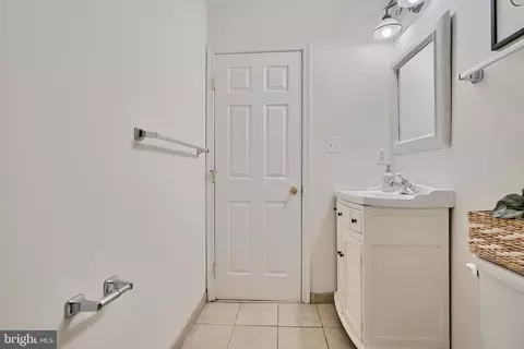 2961 Keswick Rd, Baltimore, MD 21211 photo 39