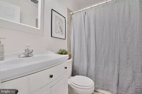 2961 Keswick Rd, Baltimore, MD 21211 photo 27