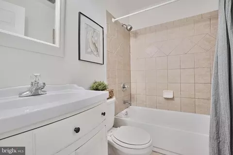 2961 Keswick Rd, Baltimore, MD 21211 photo 28