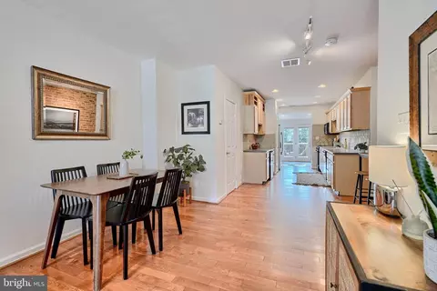 2961 Keswick Rd, Baltimore, MD 21211 photo 6