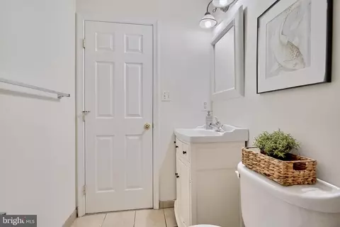 2961 Keswick Rd, Baltimore, MD 21211 photo 29