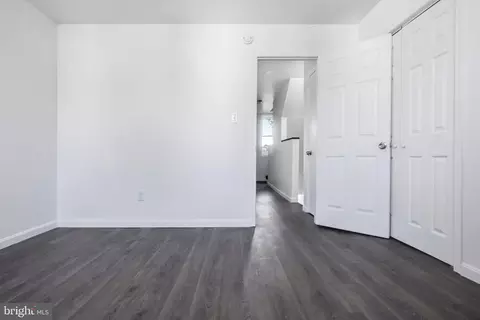 Entry Way - 525 Beaumont Ave, Baltimore, MD 21212 photo 9 of 9