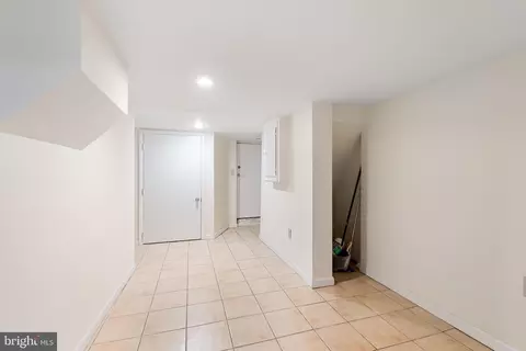 307 S Poppleton St, Baltimore, MD 21230 photo 32