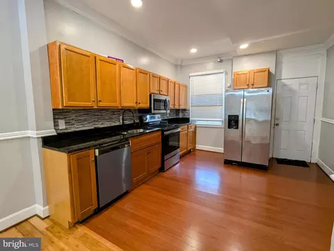 Entry Way - 2688 Dulany St, Baltimore, MD 21223 photo 1 of 6