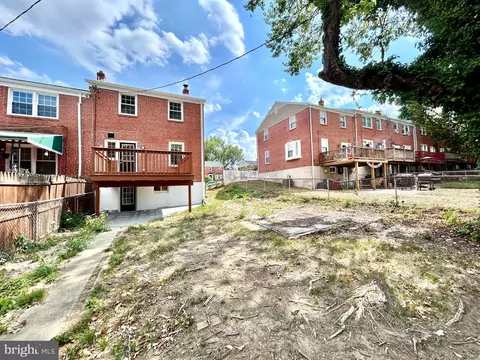 Exterior - 1312 Walker Ave, Baltimore, MD 21239 photo 5 of 7