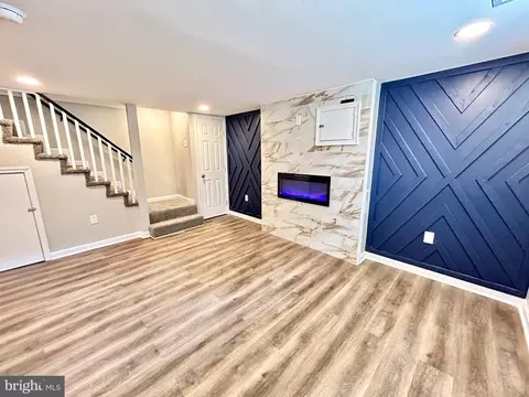 Living - 1312 Walker Ave, Baltimore, MD 21239 photo 7 of 9