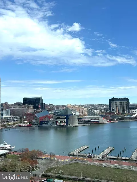 View/Area - 10 Lee E #1402, Baltimore, MD 21202 photo 1 of 5