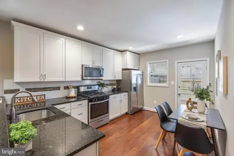 Kitchen - 125 Randall St, Baltimore, MD 21230 photo 2 of 2